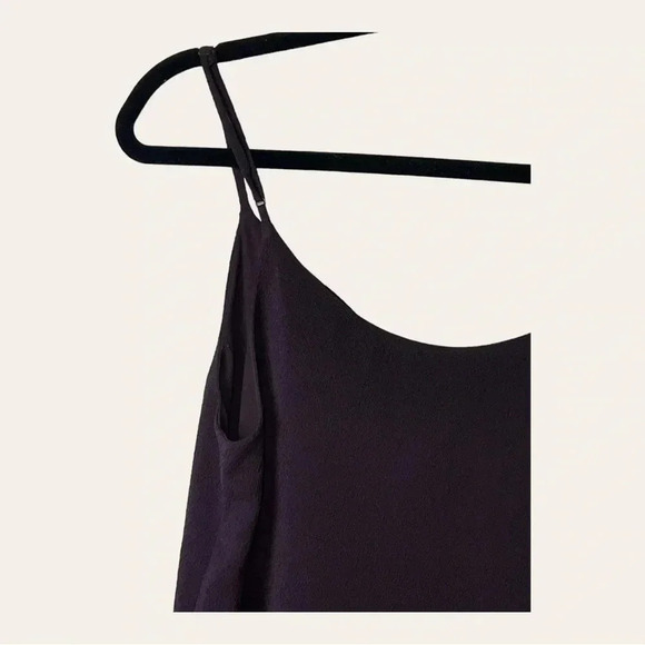 0399W. ARITZIA BABATON SPAGHETTI STRAP CAMISOLE SIZE XSMALL PLUM PURPLE IN COLOR - Picture 12 of 12